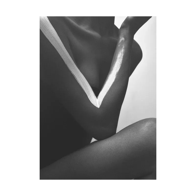 Latest V Poster, 100x140 cm