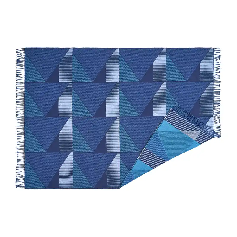 Metric focus No. 3 cotton blankets 130x185 cm, Blue Money Back Guarantee