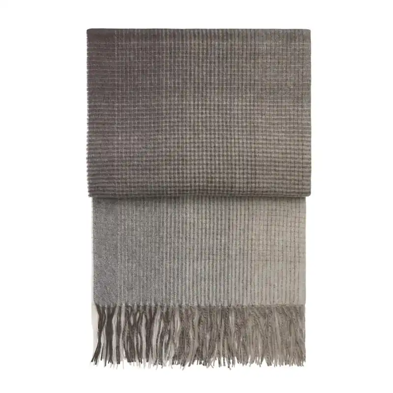 Horizon throw, Camel New Release