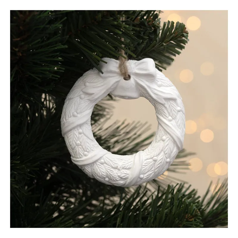 In Demand Hanging Ceramic Wreath Decoration 9cm