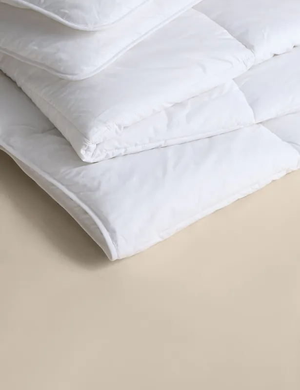 Markdown Luxury Down Alternative 13.5 Tog Duvet