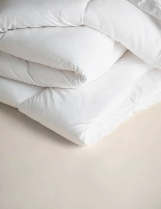 Body Temperature Control 10.5 Tog Duvet Free Returns