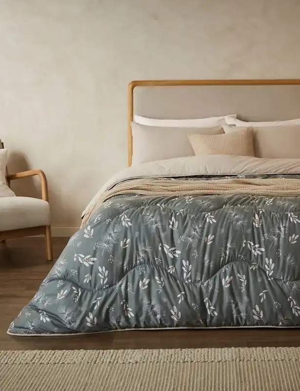Winter Sprigs 10.5 Tog Coverless Duvet Set Popular