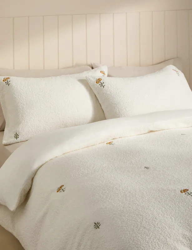Bargain Fleece Embroidered Bedding Set