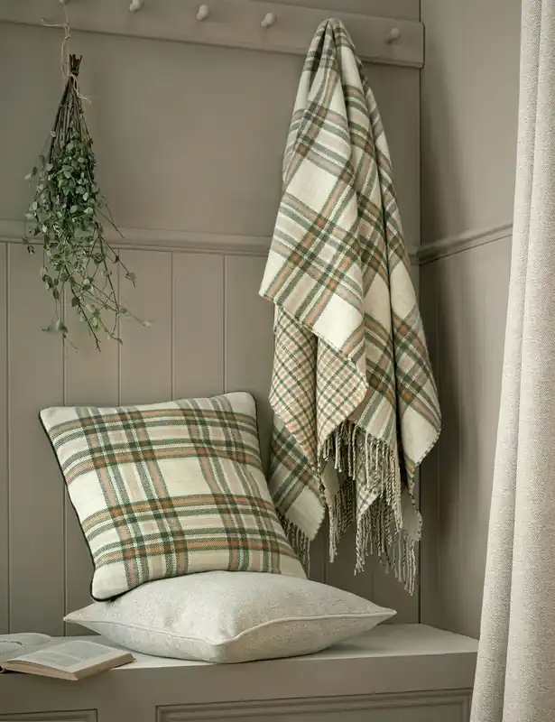 Direct From Factory Padbury Check Reversible Tassled Throw