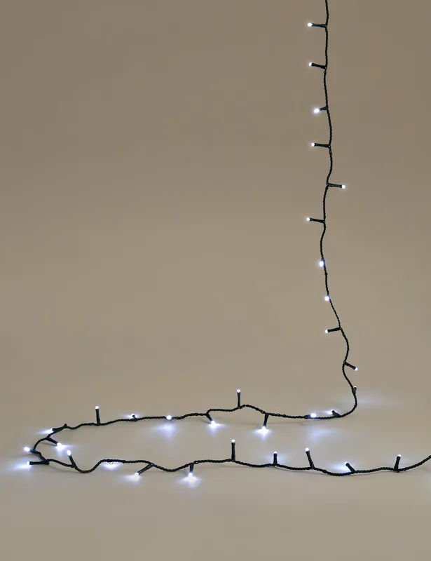 Deal 300 Bright White LED Mains Lights