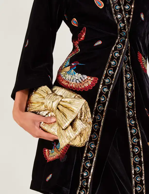 Final Sale Metallic Bow Clutch Bag
